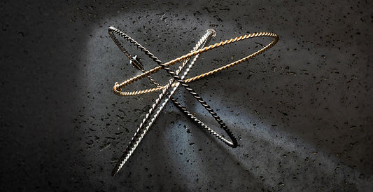 Jaki kolor bransolety tensorowej dla Twojej duszy? Złote i srebrne bransolety, a Liczba Życia.