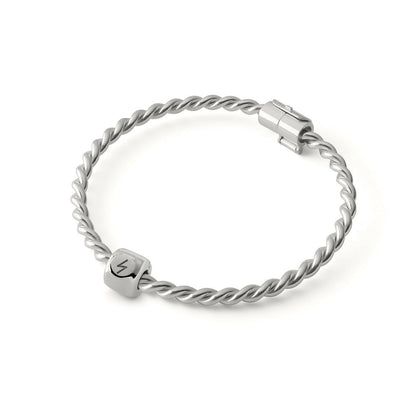 Charms z runą Eihwaz (ᛇ) Srebrny – amulet równowagi i przejścia - Mosiądz