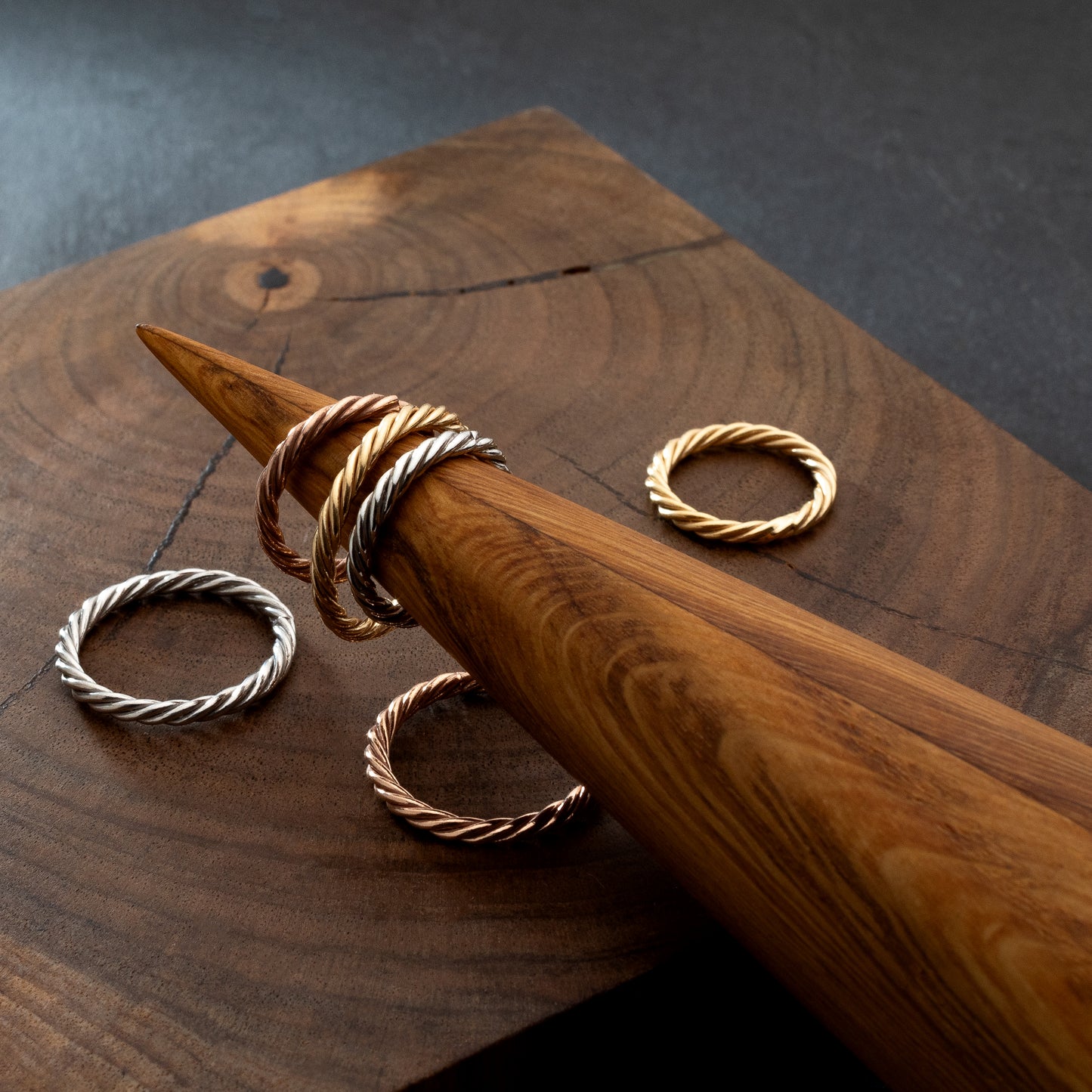 Bague tensorielle en cuivre couleur argent - Amulette de protection